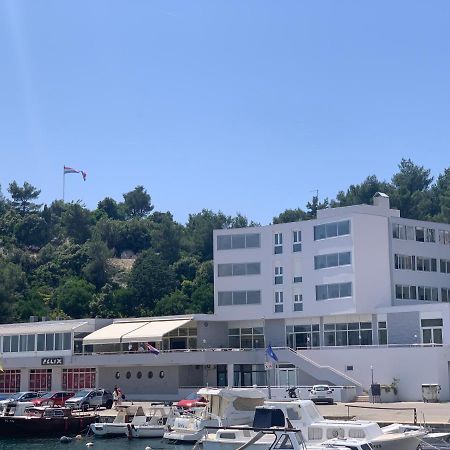 Hotel Tolero プロチェ エクステリア 写真